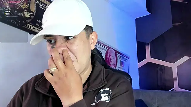 Snapshot of AbbySmiitth_ chatting on 12, 11, 2025 AbbySmiitth online show from 12, 11, 2025