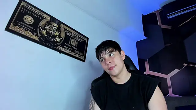 Snapshot of AbbySmiitth_ chatting on 24, 11, 2025 AbbySmiitth online show from 24, 11, 2025