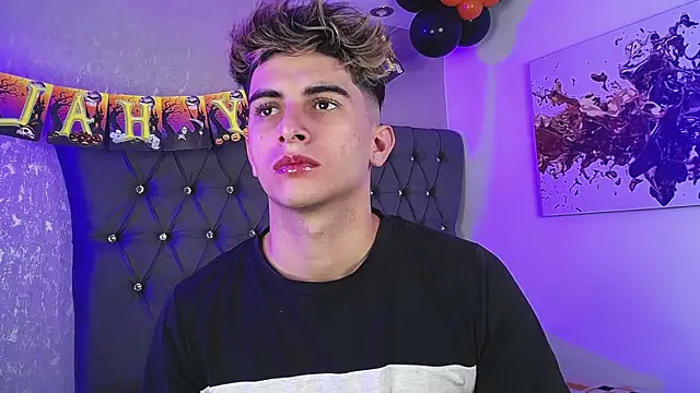 MrWilliseo online show from 14, 10, 2025