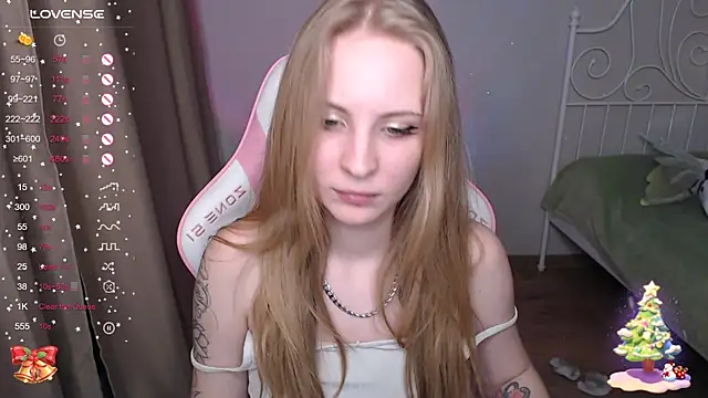 Snapshot of lilKitty_Melanie chatting on 12, 1, 2025 lilKitty Melanie online show from 12, 1, 2025