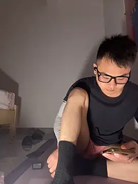 lixiaoshuai8 online show from 16, 3, 2025