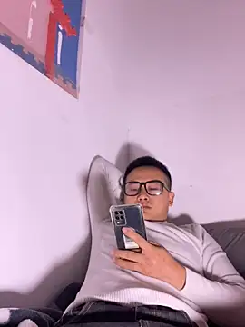 lixiaoshuai8 online show from 24, 11, 2025