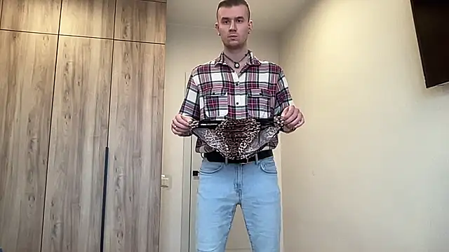 cute mark online show from 27, 2, 2026