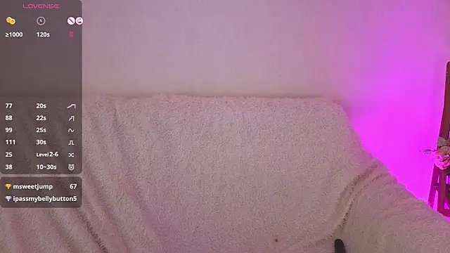 Snapshot of moonlight8_ chatting on 12, 2, 2025 moonlight8 online show from 12, 2, 2025