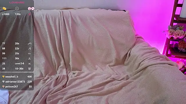 Snapshot of moonlight8_ chatting on 22, 2, 2025 moonlight8 online show from 22, 2, 2025