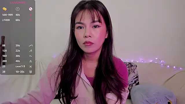 Snapshot of moonlight8_ chatting on 19, 10, 2025 moonlight8 online show from 19, 10, 2025