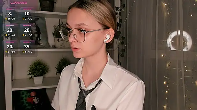 ms elizabethqueen online show from 2, 2, 2025