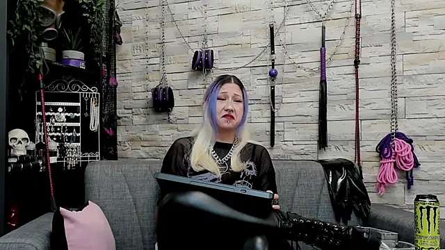 CruelMistress online show from 7, 1, 2026