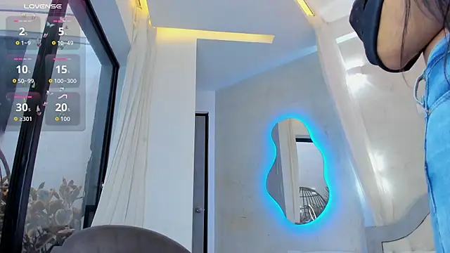 Venusflame   online show from 20, 10, 2025