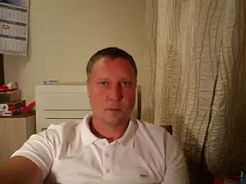 Snapshot of c6tm5 chatting on 8, 10, 2025 c6tm5 online show from 8, 10, 2025