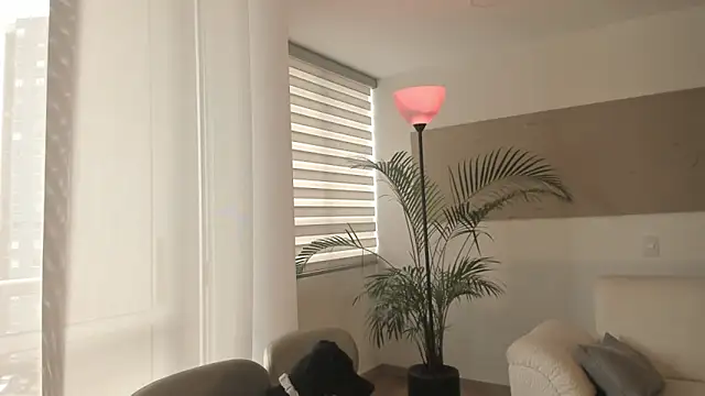 Candelariia  online show from 16, 9, 2025