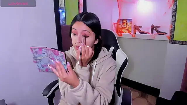 zoe connor19 online show from 6, 11, 2025