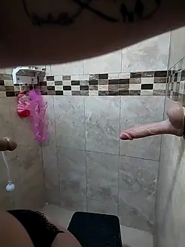 Snapshot of emily_sweet13 chatting on 7, 11, 2025 emily sweet13 online show from 7, 11, 2025