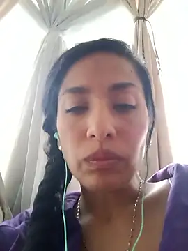 chloewildd  online show from 2, 11, 2025