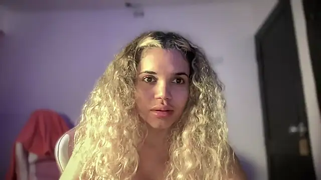 Snapshot of brithneysquirt chatting on 29, 11, 2025 brithneysquirt online show from 29, 11, 2025