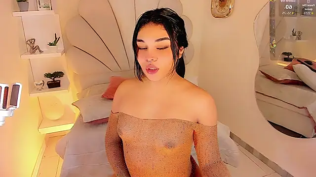 Snapshot of ValentinaMarinn chatting on 20, 12, 2025 ValentinaMarinn online show from 20, 12, 2025