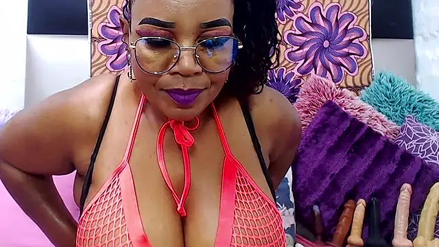 MATURExxxASS online show from 4, 10, 2025