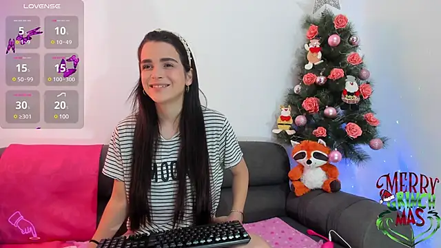 Chloesmithx  online show from 15, 12, 2024