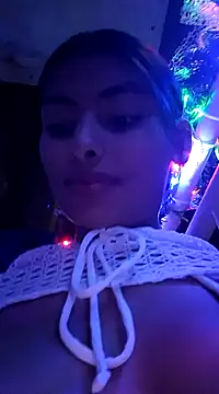 Snapshot of vanyacam_ chatting on 13, 12, 2024 vanyacam online show from 13, 12, 2024