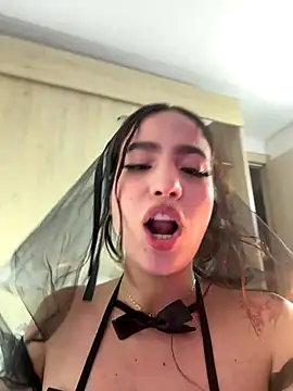 IamSteph13 online show from 1, 12, 2025