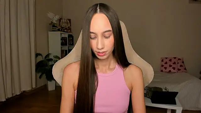 Snapshot of your_emily_ chatting on 23, 10, 2025 your emily online show from 23, 10, 2025