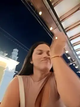 Snapshot of girl_milk1 chatting on 14, 11, 2025 girl milk1 online show from 14, 11, 2025