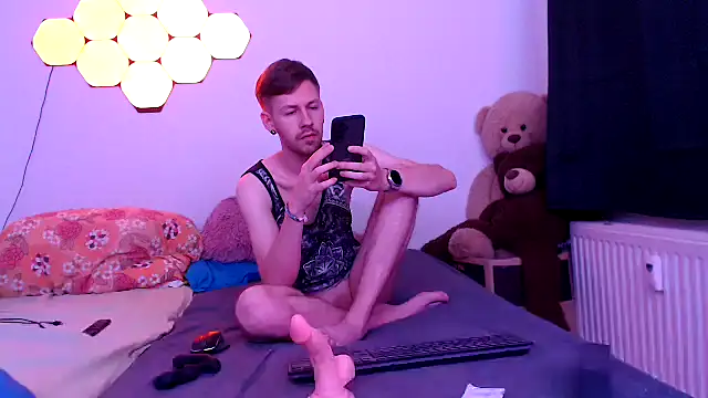 jonny-bisexual online show from 16, 9, 2025