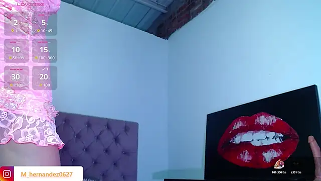 Snapshot of CATALAIA_STOMM chatting on 31, 10, 2025 CATALAIA STOMM online show from 31, 10, 2025