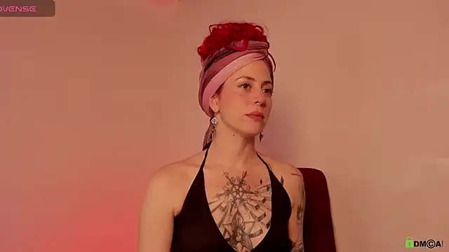 Borbala Iggy online show from 3, 12, 2024