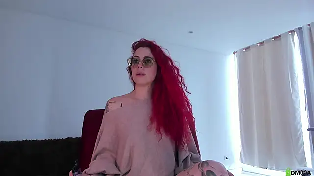 Borbala Iggy online show from 27, 2, 2025