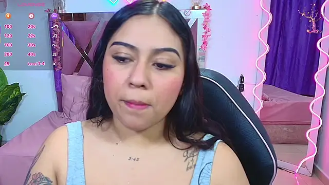 Snapshot of kendra_tay chatting on 18, 11, 2025 kendra tay online show from 18, 11, 2025