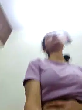 Aleena Rai online show from 5, 3, 2025