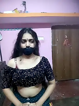 Cute-Simmi online show from 1, 1, 2025