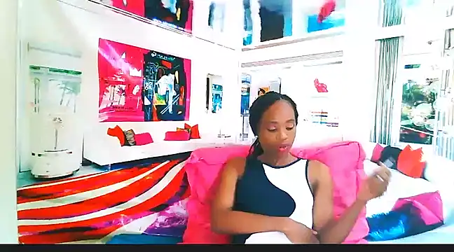 EbonyCreamy69 online show from 6, 12, 2024