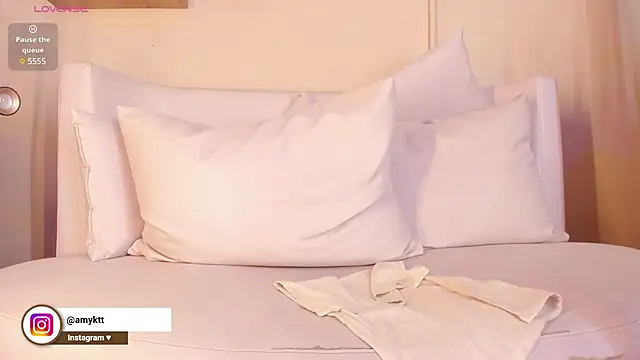 Snapshot of Amy_Kiitty_ chatting on 17, 1, 2025 Amy Kiitty online show from 17, 1, 2025