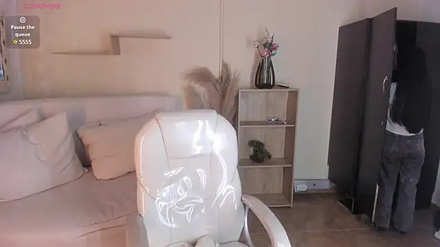 Snapshot of Amy_Kiitty_ chatting on 4, 2, 2025 Amy Kiitty online show from 4, 2, 2025