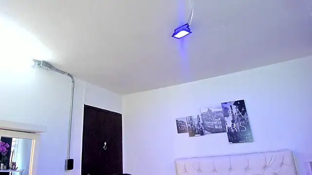 Snapshot of Amy_Kiitty_ chatting on 9, 9, 2025 Amy Kiitty online show from 9, 9, 2025