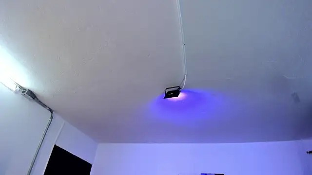 Snapshot of Amy_Kiitty_ chatting on 11, 9, 2025 Amy Kiitty online show from 11, 9, 2025