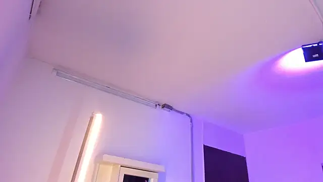 Snapshot of Amy_Kiitty_ chatting on 24, 10, 2025 Amy Kiitty online show from 24, 10, 2025