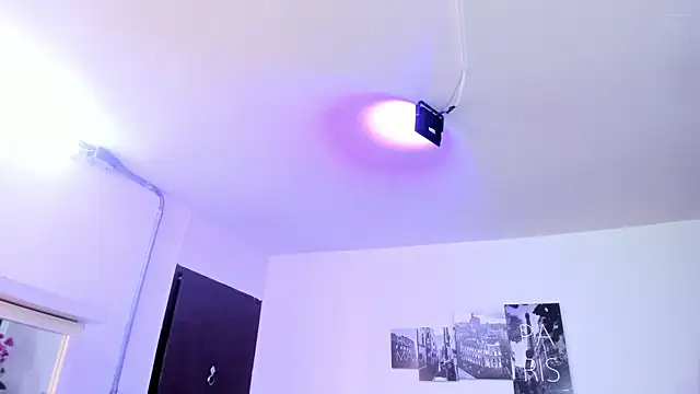 Snapshot of Amy_Kiitty_ chatting on 3, 11, 2025 Amy Kiitty online show from 3, 11, 2025