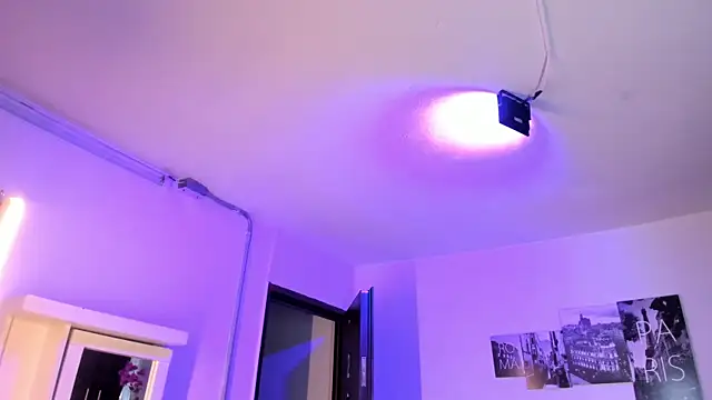 Snapshot of Amy_Kiitty_ chatting on 5, 11, 2025 Amy Kiitty online show from 5, 11, 2025