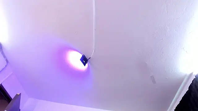 Snapshot of Amy_Kiitty_ chatting on 9, 11, 2025 Amy Kiitty online show from 9, 11, 2025