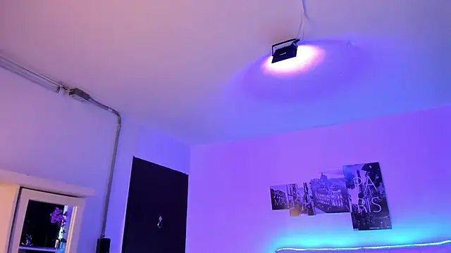 Snapshot of Amy_Kiitty_ chatting on 15, 11, 2025 Amy Kiitty online show from 15, 11, 2025