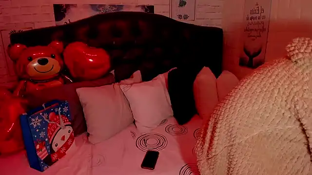 Snapshot of _Chartlotte chatting on 19, 2, 2025 Chartlotte online show from 19, 2, 2025