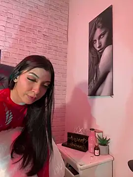 Snapshot of _Chartlotte chatting on 7, 3, 2025 Chartlotte online show from 7, 3, 2025