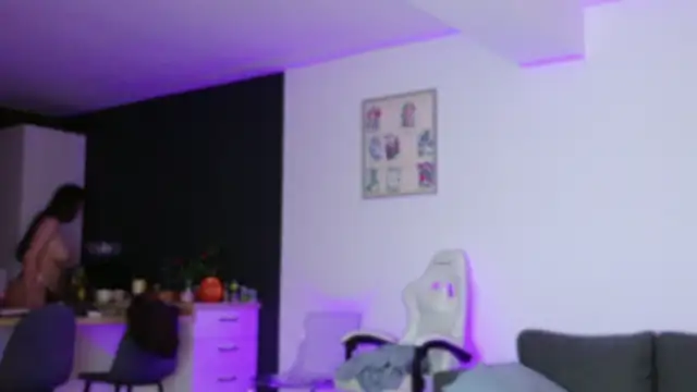 Lorennameliyy online show from 2, 11, 2025