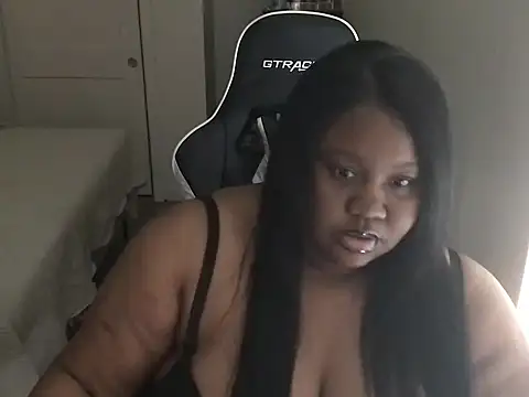 Snapshot of explosivekitty69 chatting on 9, 10, 2025 explosivekitty69 online show from 9, 10, 2025