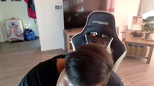 Snapshot of explosivekitty69 chatting on 12, 2, 2026 explosivekitty69 online show from 12, 2, 2026