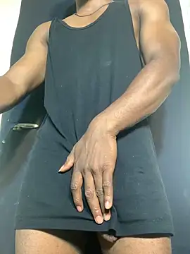 Snapshot of Black_mamba_madingo chatting on 4, 2, 2025 Black mamba madingo online show from 4, 2, 2025