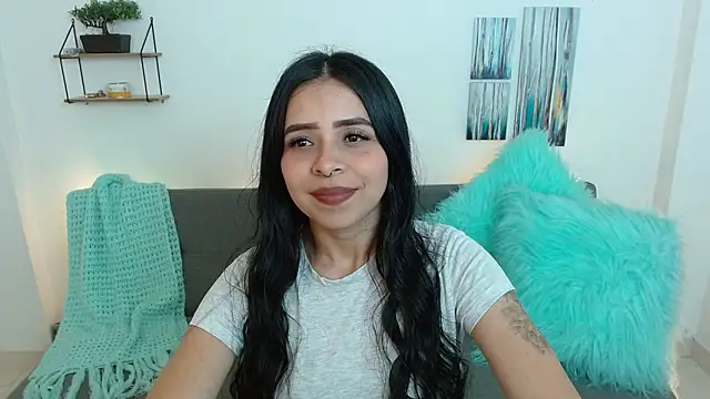 Snapshot of PauRodrigues chatting on 7, 3, 2025 PauRodrigues online show from 7, 3, 2025